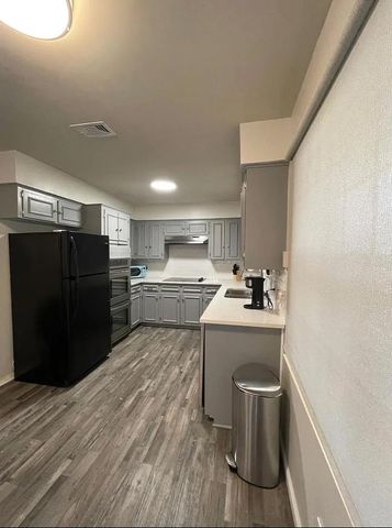 3701 W Rochelle Road, Irving, TX 75062