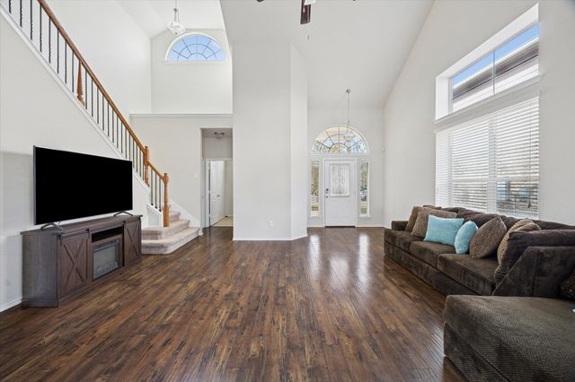 5215 Fenton LN, Belton, TX 76513