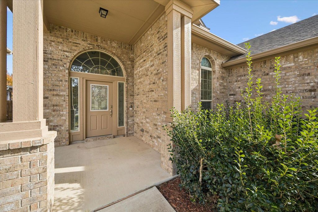 5215 Fenton LN, Belton, TX 76513