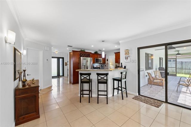 5741 W Waterford Drive, Davie, FL 33331