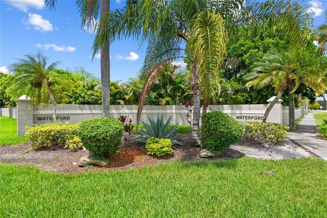 5741 W Waterford Drive, Davie, FL 33331