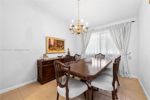 5741 W Waterford Drive, Davie, FL 33331