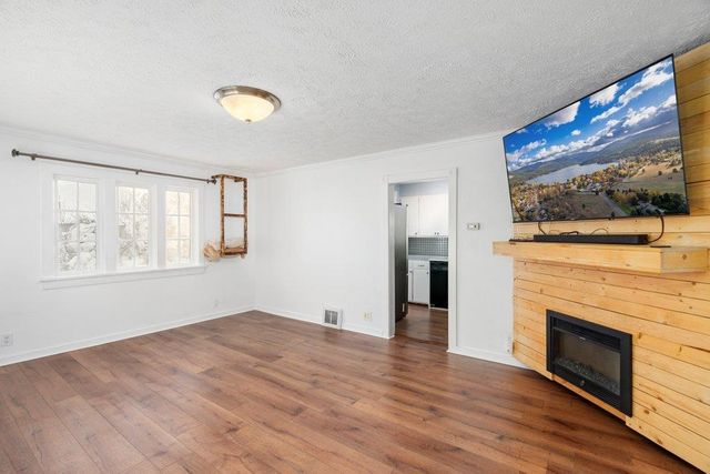 4603 Howard St, Spokane, WA 99205