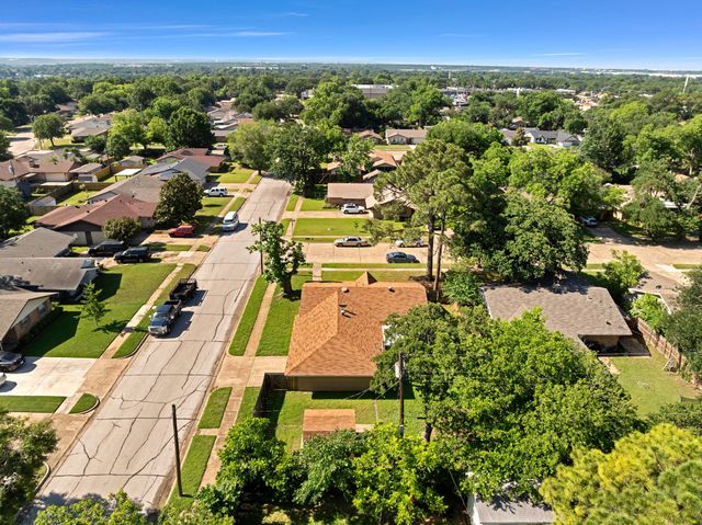2203 Granada Drive, Irving, TX 75060