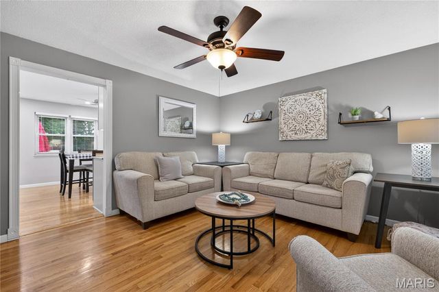 2847 Laurel View Lane, Maryland Heights, MO 63043
