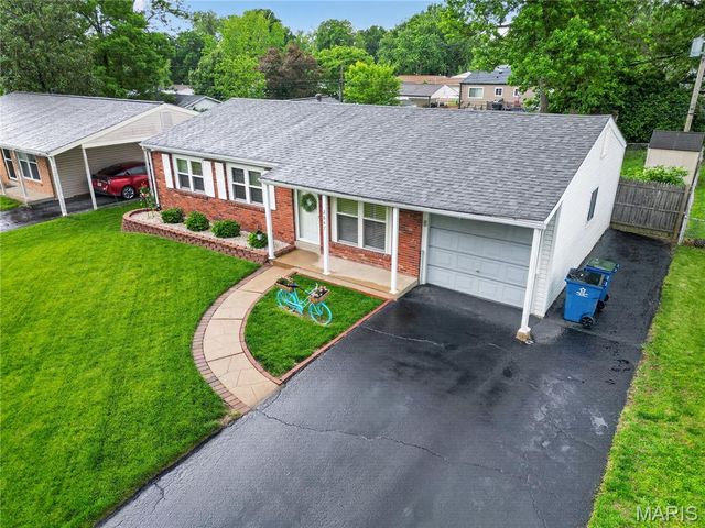 2847 Laurel View Lane, Maryland Heights, MO 63043