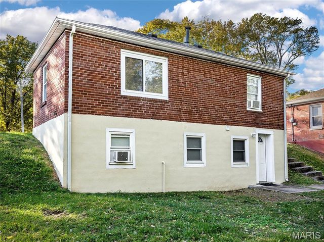 116 Moffett Avenue, Collinsville, IL 62234