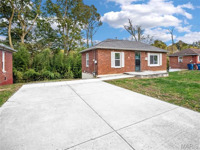 116 Moffett Avenue, Collinsville, IL 62234