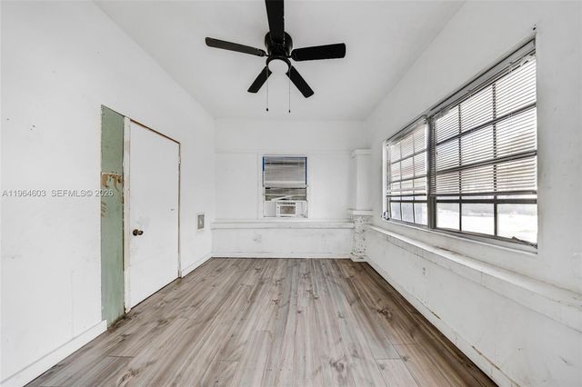 1342 NW 1st St, Miami, FL 33125