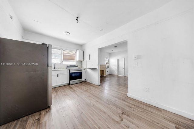 1342 NW 1st St, Miami, FL 33125