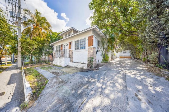 1342 NW 1st St, Miami, FL 33125