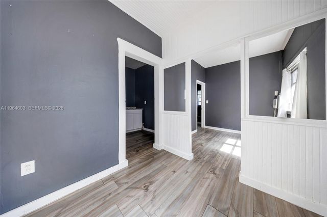 1342 NW 1st St, Miami, FL 33125