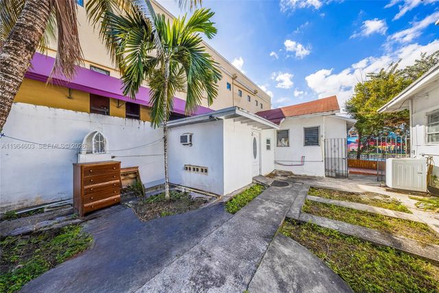 1342 NW 1st St, Miami, FL 33125