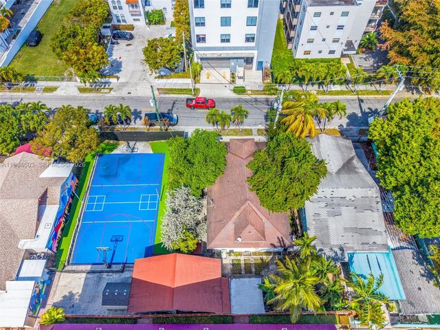 1342 NW 1st St, Miami, FL 33125