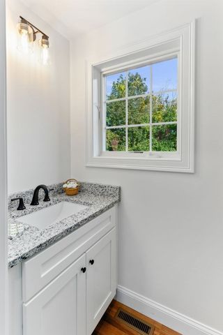44 Dean St. 204, Taunton, MA 02780