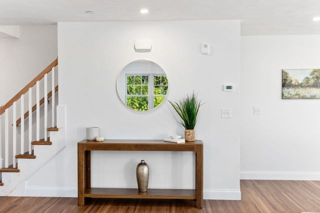 44 Dean St. 204, Taunton, MA 02780