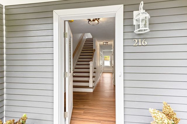 44 Dean St. 204, Taunton, MA 02780