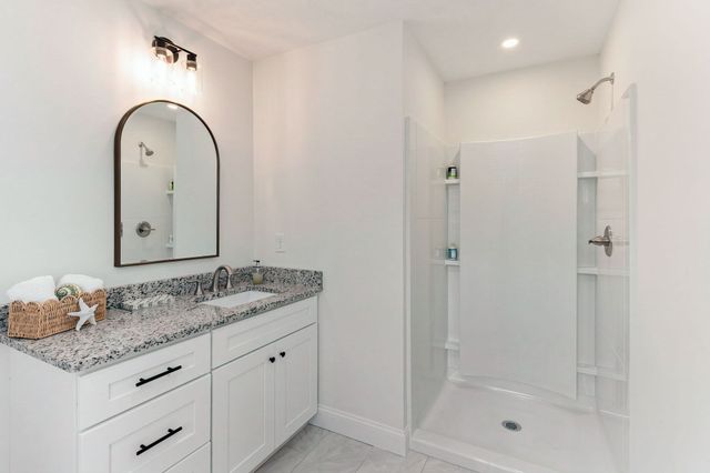 44 Dean St. 204, Taunton, MA 02780