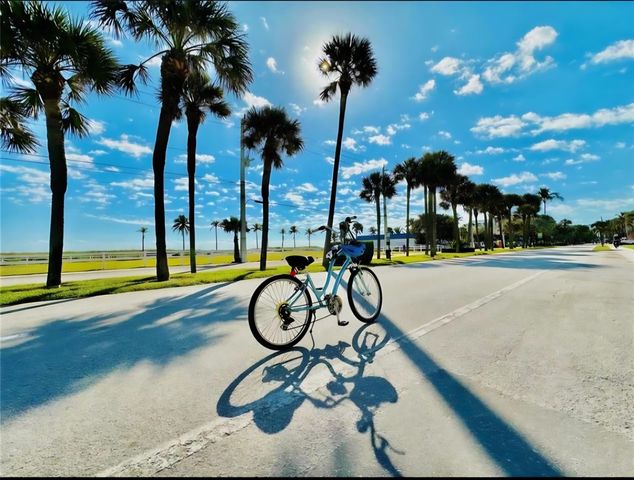 1920 NE 51ST Court NE 101, Fort Lauderdale, FL 33308