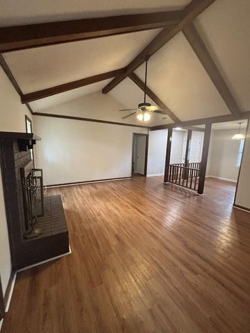 206 Longleaf Road, Summerville, SC 29486