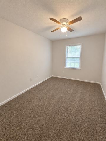 206 Longleaf Road, Summerville, SC 29486