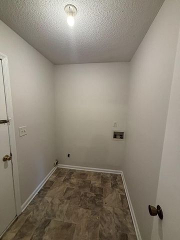 206 Longleaf Road, Summerville, SC 29486