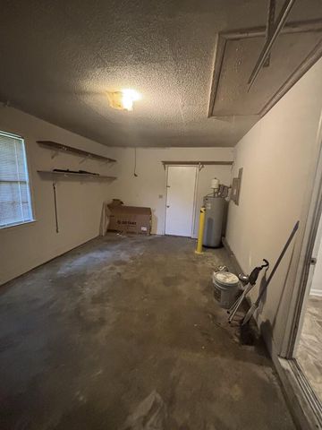 206 Longleaf Road, Summerville, SC 29486