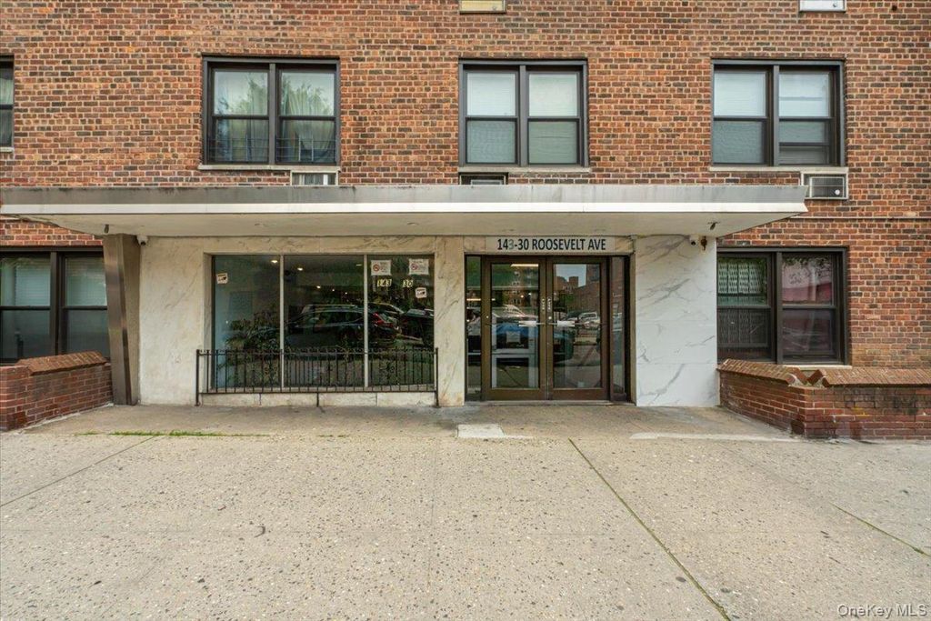 143-30 Roosevelt Avenue 3L, Flushing, NY 11354