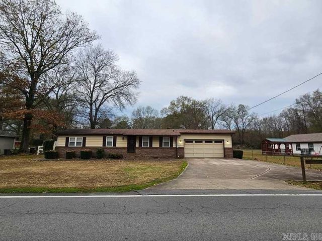 202 Skunk Hollow Road, Conway, AR 72032
