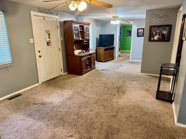 202 Skunk Hollow Road, Conway, AR 72032