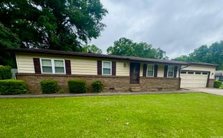 202 Skunk Hollow Road, Conway, AR 72032