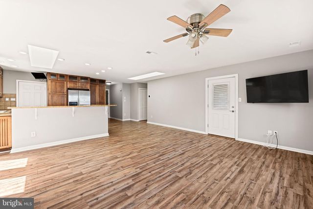 8635 OLD MOUNT VERNON RD, Alexandria, VA 22309