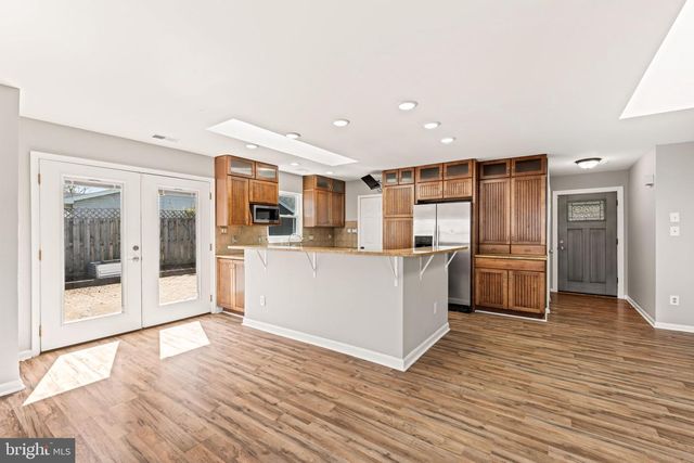 8635 OLD MOUNT VERNON RD, Alexandria, VA 22309