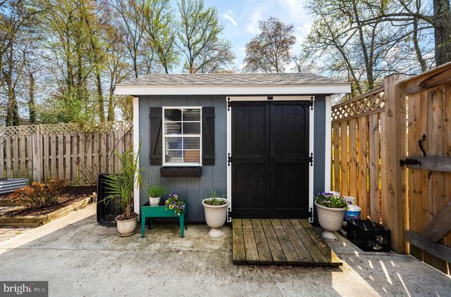 8635 OLD MOUNT VERNON RD, Alexandria, VA 22309