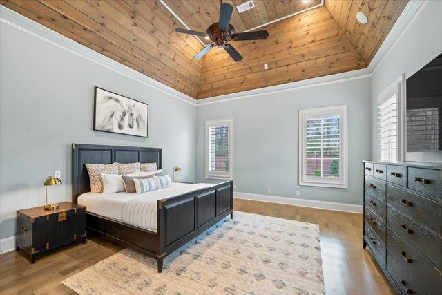 547 LAMBS BROOK LN, Collierville, TN 38017