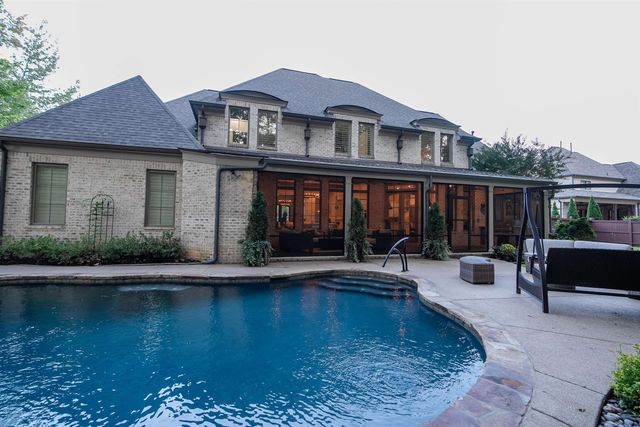 547 LAMBS BROOK LN, Collierville, TN 38017