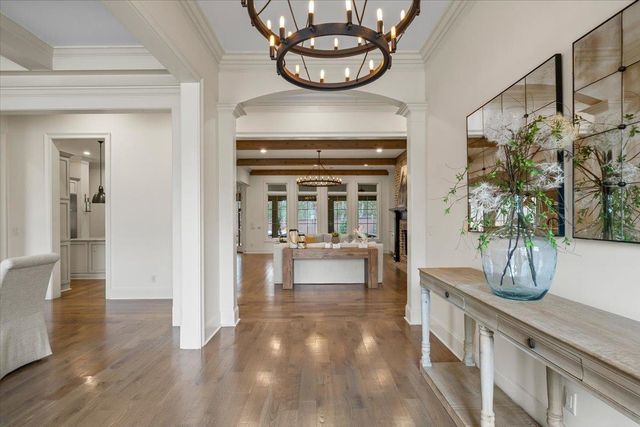 547 LAMBS BROOK LN, Collierville, TN 38017