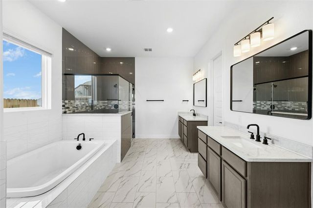 17305 Silverman DR, Pflugerville, TX 78660