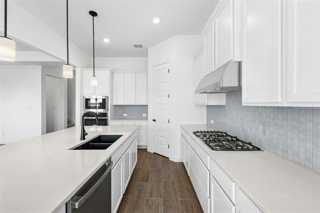 17305 Silverman DR, Pflugerville, TX 78660