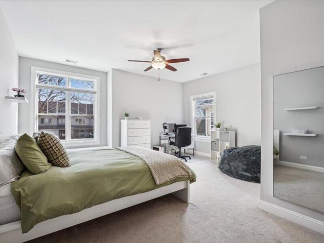 688 S Mitchell Avenue, Elmhurst, IL 60126