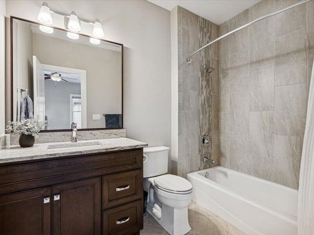 688 S Mitchell Avenue, Elmhurst, IL 60126