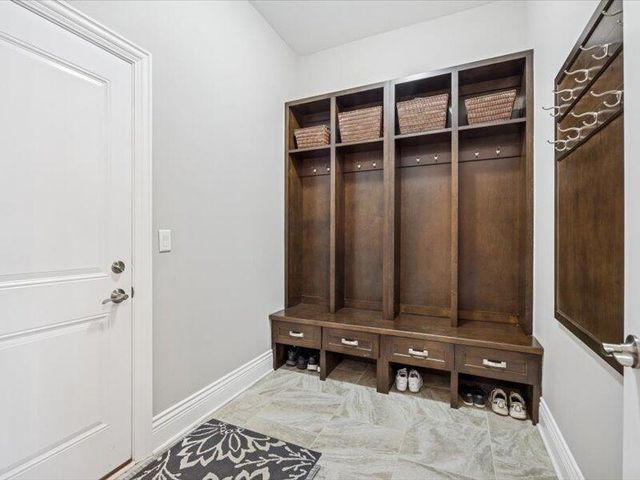 688 S Mitchell Avenue, Elmhurst, IL 60126