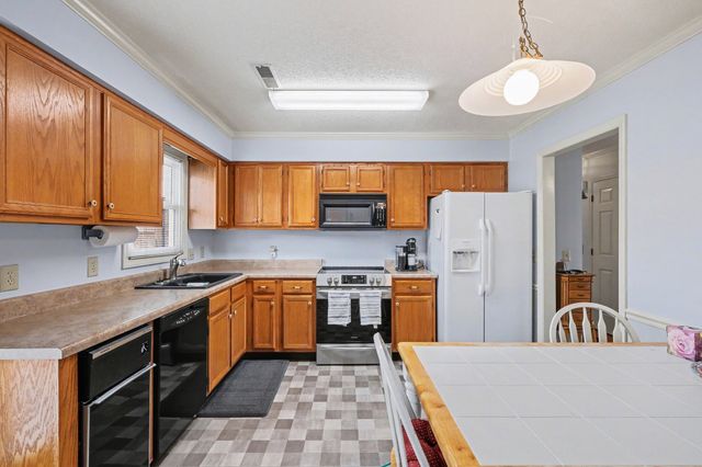 120 Dogwood Ct, Shelbyville, TN 37160