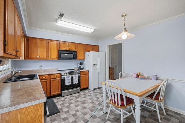 120 Dogwood Ct, Shelbyville, TN 37160