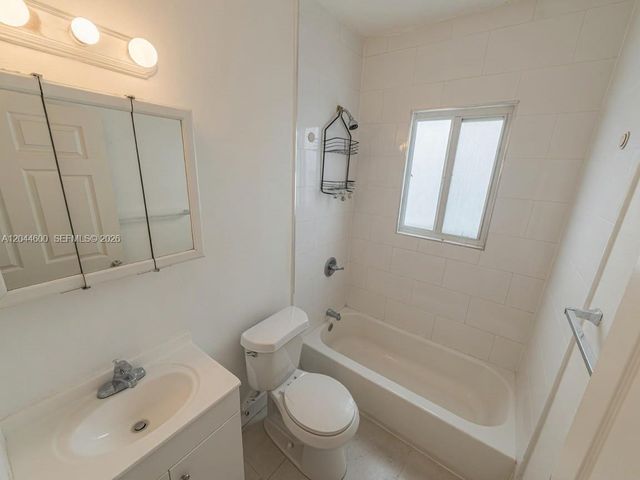 1154 W 25th St 0, Riviera Beach, FL 33404