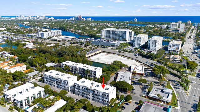 1025 NE 18th Avenue 102, Fort Lauderdale, FL 33304
