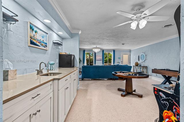 517 NE 2nd Pl, Dania Beach, FL 33004
