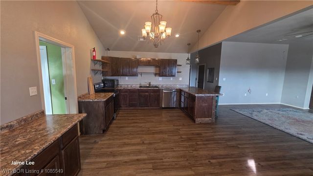 35773 Pleasant Valley Road, Wister, OK 74966