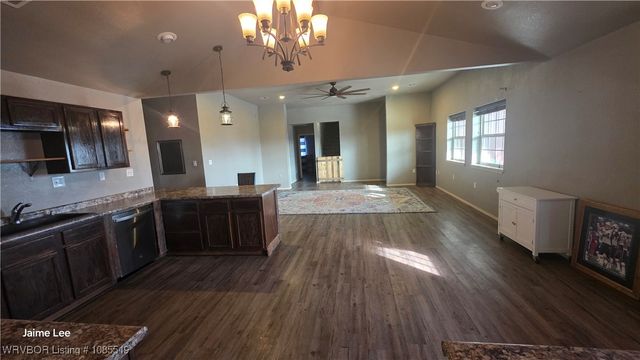 35773 Pleasant Valley Road, Wister, OK 74966