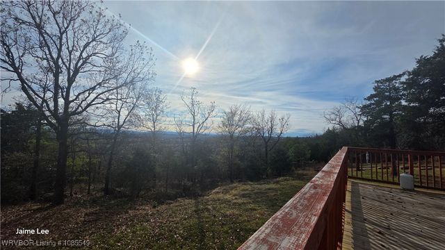 35773 Pleasant Valley Road, Wister, OK 74966